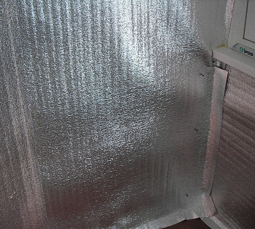 Утеплитель для стен внутри дома на даче фольгированный