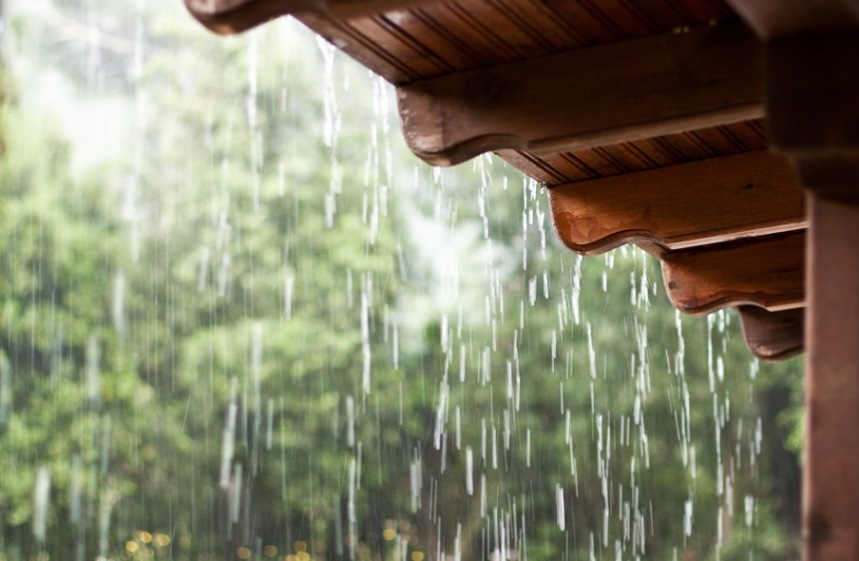 Карниз и дождевая вода