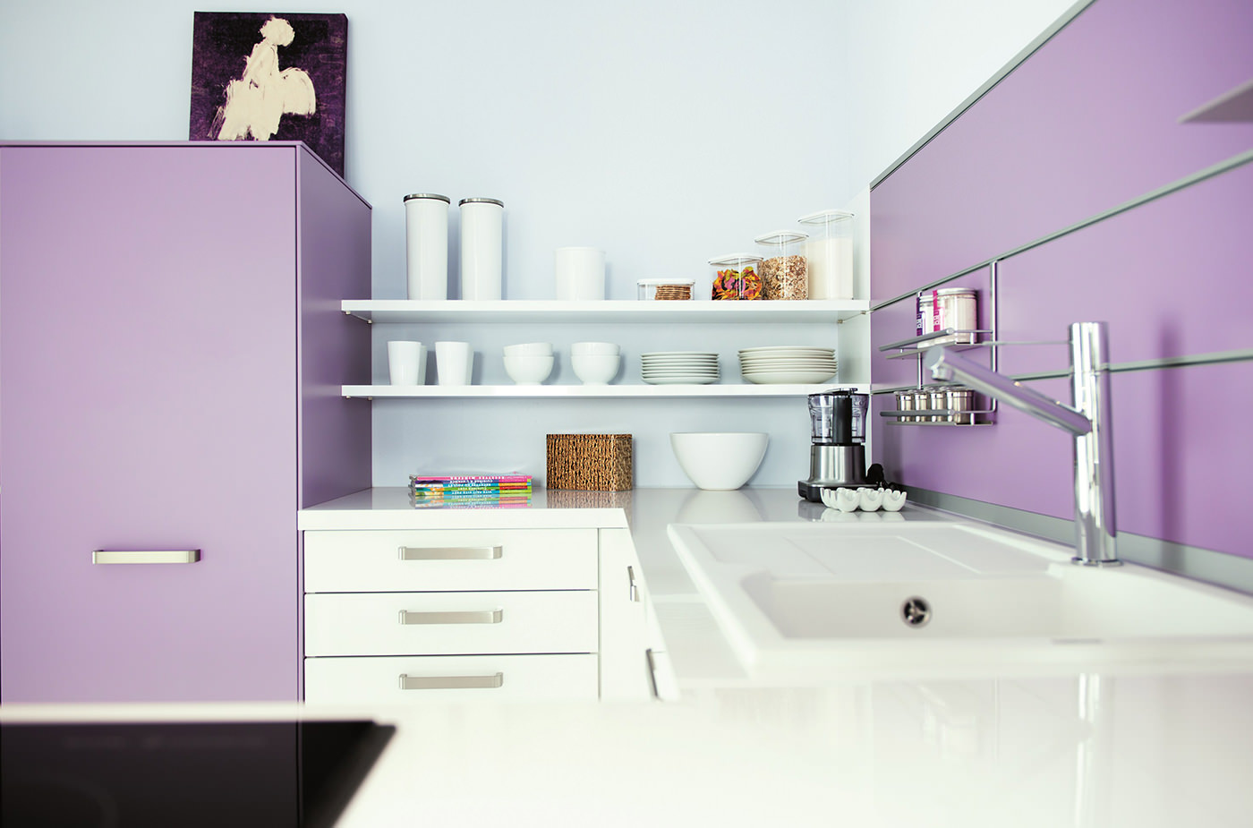 Кухня фиолетового оттенка