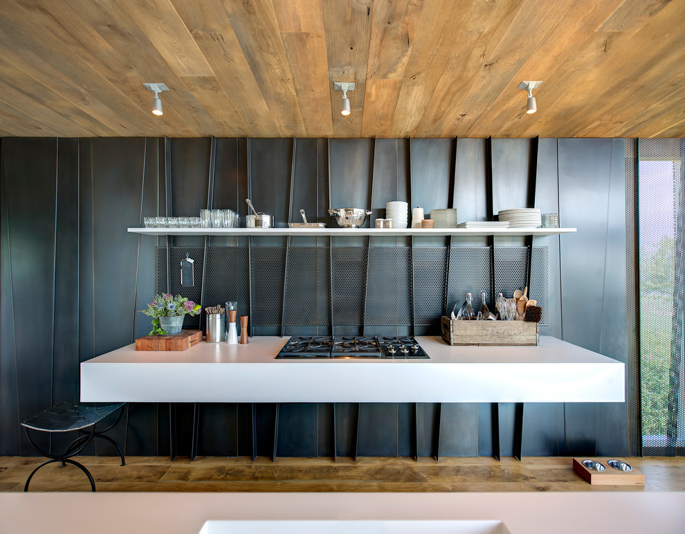 Деревянный потолок в кухне оригинального дизайна