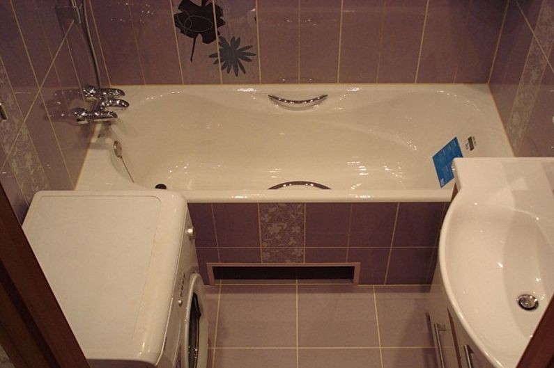 Планировка квадратной ванной комнаты со стиральной машинкой