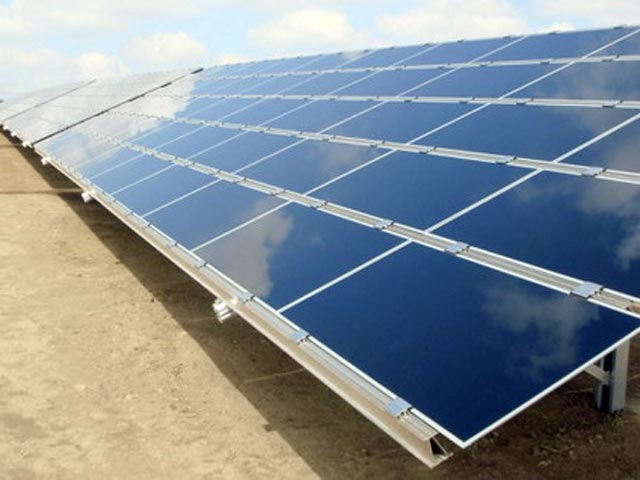 Такая установка солнечный батарей на земле на территории Урала и Сибири "не пройдет".