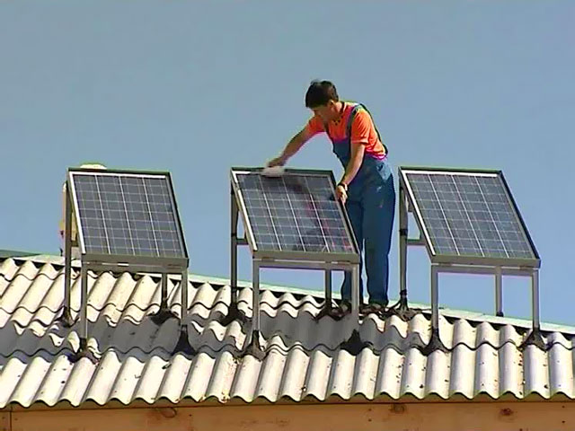 Установка солнечного коллектора производится по тем же правилам, что и установка солнечной батареи.