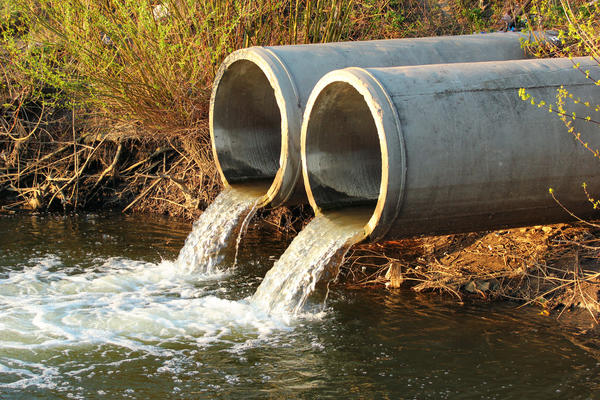 Кроме очистки воды, нужно задуматься о том, как ее утилизировать