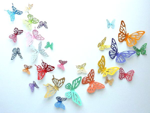 украшение стены бабочками