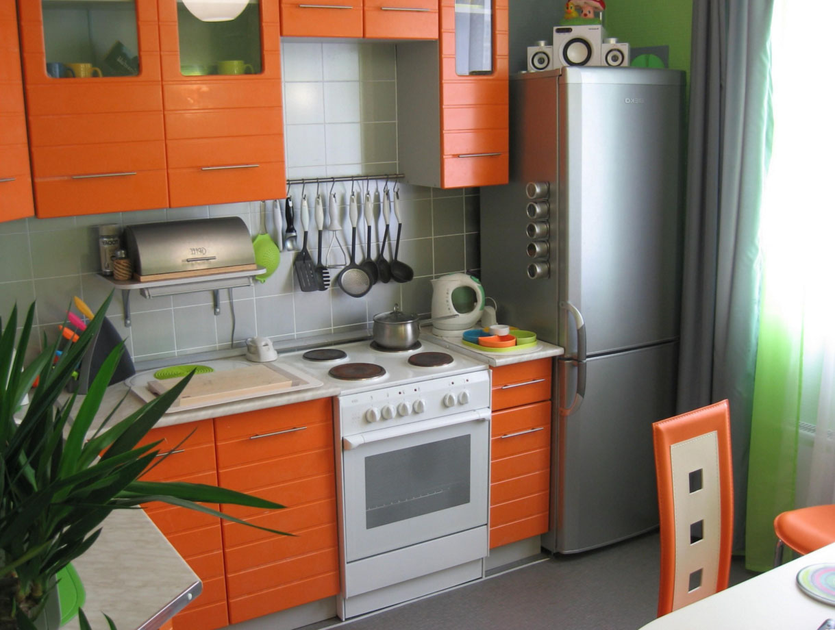 Кухонный гарнитур в маленькой кухне
