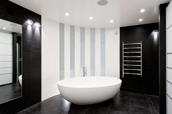 дизайн черно белой ванной комнаты фото