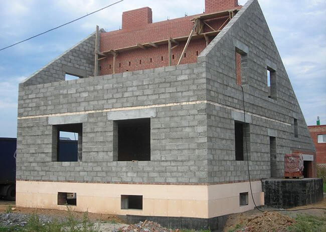 Многие строительные компании оценили керамзитобетонные блоки
